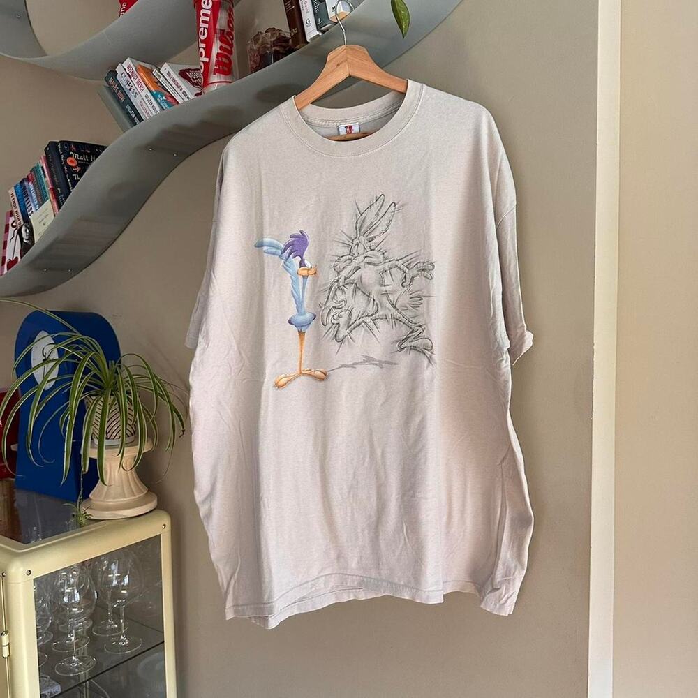 Vintage Looney Tunes Wile E Coyote Shirt